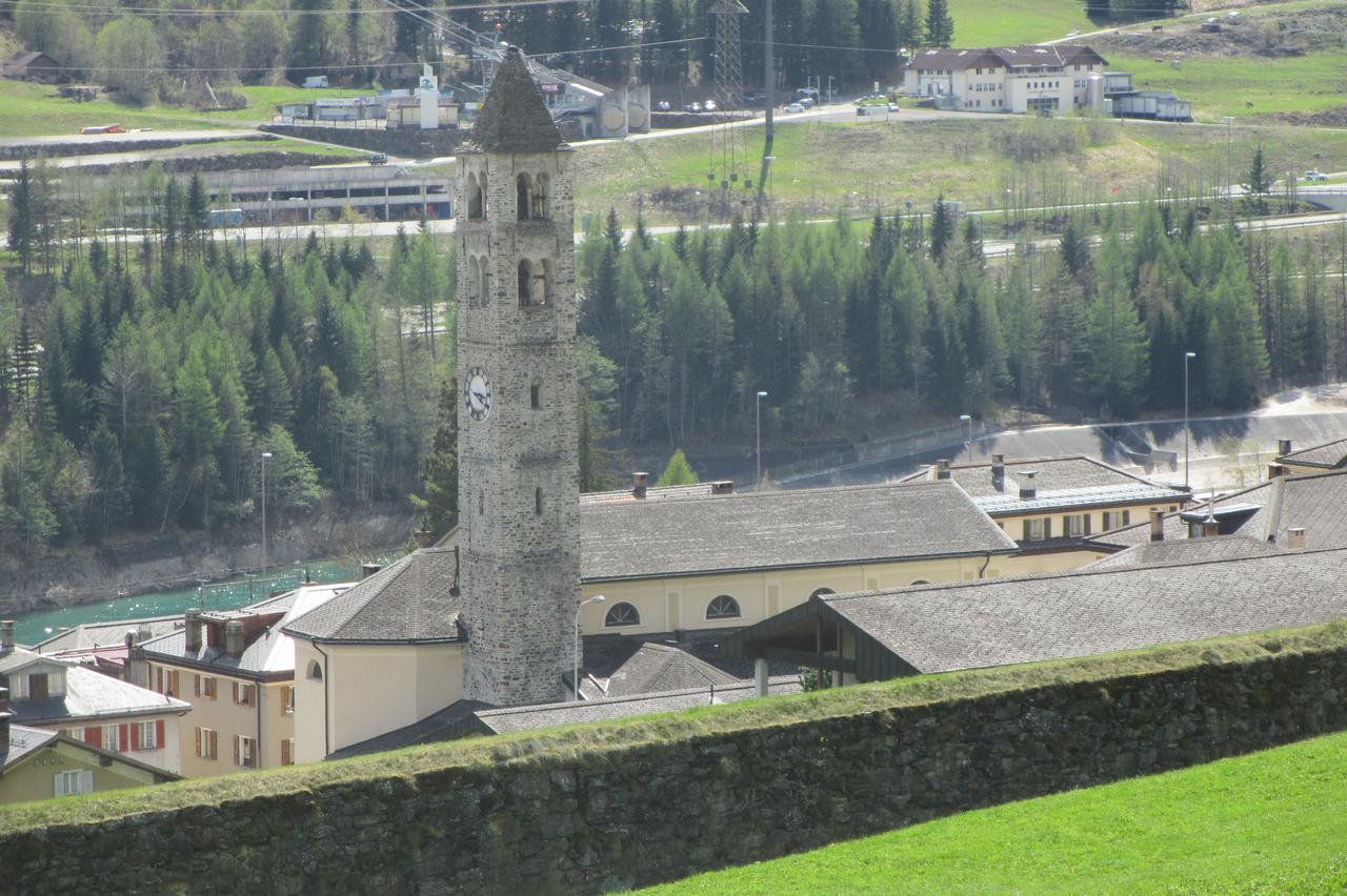 B&B Gottardo Airolo Exterior photo